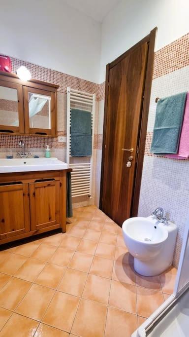 Ferienwohnung Bee Freeride Biker House Magliolo Exterior foto