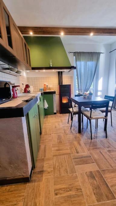 Ferienwohnung Bee Freeride Biker House Magliolo Exterior foto