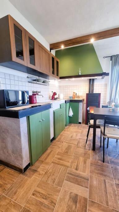 Ferienwohnung Bee Freeride Biker House Magliolo Exterior foto